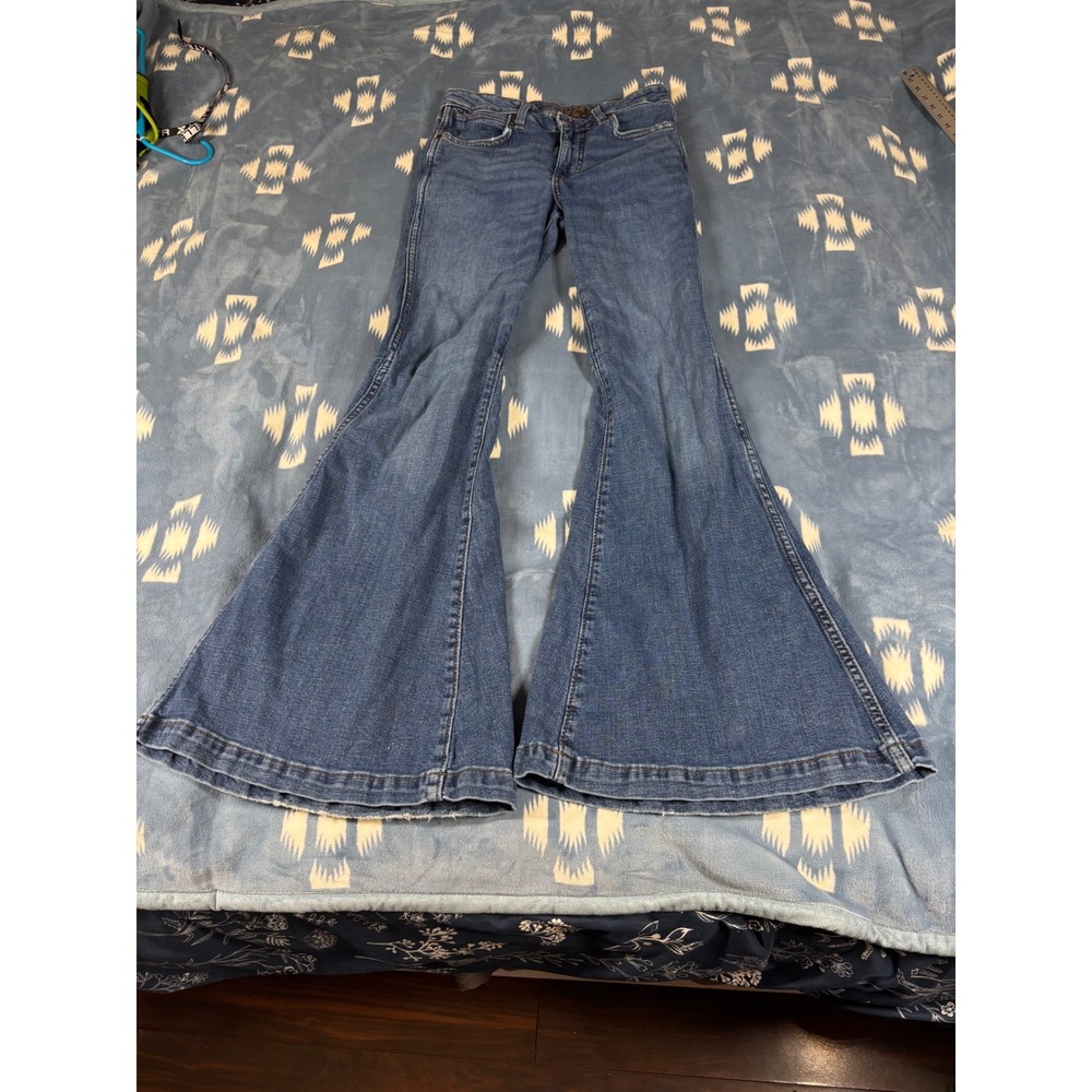 Wrangler High Rise Flare Jeans Medium Wash Hemp Blend 27x34 1011MPFKP